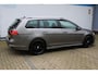 Volkswagen Golf Variant 1.4 TSI Business Edition Connected R-Line | Incl. 12 maanden Garantie | Panorama dak | Stoelverwarming | Stoelmassage | Achteruitrijcamera | Parkeersensoren V+A | Climate controle | Cruise controle | Navigatie | DAB Radio | Origineel NL Auto | NAP |