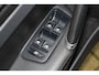 Volkswagen Golf Variant 1.4 TSI Business Edition Connected R-Line | Incl. 12 maanden Garantie | Panorama dak | Stoelverwarming | Stoelmassage | Achteruitrijcamera | Parkeersensoren V+A | Climate controle | Cruise controle | Navigatie | DAB Radio | Origineel NL Auto | NAP |