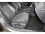 Volkswagen Golf Variant 1.4 TSI Business Edition Connected R-Line | Incl. 12 maanden Garantie | Panorama dak | Stoelverwarming | Stoelmassage | Achteruitrijcamera | Parkeersensoren V+A | Climate controle | Cruise controle | Navigatie | DAB Radio | Origineel NL Auto | NAP |