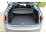 Volkswagen Golf Variant 1.4 TSI Business Edition Connected R-Line | Incl. 12 maanden Garantie | Panorama dak | Stoelverwarming | Stoelmassage | Achteruitrijcamera | Parkeersensoren V+A | Climate controle | Cruise controle | Navigatie | DAB Radio | Origineel NL Auto | NAP |