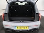 Mercedes-Benz GLB 250+ Business Solution Luxury 7p. 85.5 kWh | Night | Trekhaak | MBUX Superscreen | Cruise Control adaptief |