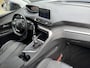 Peugeot 3008 Benzine 130 Pk Luxe Allure * Trekhaak * 1/2 Lederen Interieur * L.M. Velgen & Michelin banden * Stoelverwarming * Parkeersensoren voor- en achterzijde * Vingerhoets; Vierde Generatie Eersteklas Service. Al meer dan 100 jaar een begrip in de Brabantse Kempen.