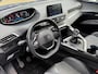Peugeot 3008 Benzine 130 Pk Luxe Allure * Trekhaak * 1/2 Lederen Interieur * L.M. Velgen & Michelin banden * Stoelverwarming * Parkeersensoren voor- en achterzijde * Vingerhoets; Vierde Generatie Eersteklas Service. Al meer dan 100 jaar een begrip in de Brabantse Kempen.