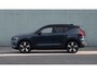 Volvo EX40 Single Motor Extended Range Ultra Europa | 45th Anniversary Edition | 5 jaar garantie - (2 jaar extra fabrieksgarantie) | 20 inch lichtmetalen velgen | Extra getint glas achter | Verwarmde voorstoelen en stuurwiel