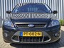 Ford Focus 2.0 Titanium /Stoelverwarming/Airco/Voorruitverwarming!