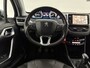 Peugeot 2008 1.2 VTi Allure Pack Premium Plus | Clima | Cruise | Trekhaak | Sfeer | Navi | Parkeersens.