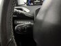 Peugeot 2008 1.2 VTi Allure Pack Premium Plus | Clima | Cruise | Trekhaak | Sfeer | Navi | Parkeersens.
