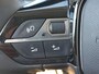 Peugeot 2008 1.2T 100pk Allure Pack | Climate control | Navigatie | Lm velgen | Camera | Apple / Android | All season banden