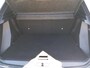 Peugeot 2008 1.2T 100pk Allure Pack | Climate control | Navigatie | Lm velgen | Camera | Apple / Android | All season banden