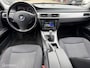 BMW 3-Serie 320i Dynamic Executive EXPORT/HANDEL/LEES TEKST