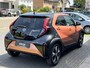 Toyota Aygo X 1.5 Hybrid Pulse Easy pack | Cinnamon, Bi-Tone, Stoelverwarming, Climate control, Keyless, Parkeersensoren, LED, 17 inch