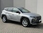 Hyundai Tucson 1.6 T-GDI PHEV Comfort Smart / 1210Kg Trekgewicht / HUD / 360 Camera / Navigatie / Stoel Verwarming / Stuurwiel Verwarming / Stoel Ventilatie / Elektr. Stoel / Elektr. Achterklep / Dodehoek Detectie / Keyless /