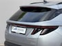 Hyundai Tucson 1.6 T-GDI PHEV Comfort Smart / 1210Kg Trekgewicht / HUD / 360 Camera / Navigatie / Stoel Verwarming / Stuurwiel Verwarming / Stoel Ventilatie / Elektr. Stoel / Elektr. Achterklep / Dodehoek Detectie / Keyless /