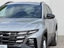 Hyundai Tucson 1.6 T-GDI PHEV Comfort Smart / 1210Kg Trekgewicht / HUD / 360 Camera / Navigatie / Stoel Verwarming / Stuurwiel Verwarming / Stoel Ventilatie / Elektr. Stoel / Elektr. Achterklep / Dodehoek Detectie / Keyless /