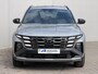 Hyundai Tucson 1.6 T-GDI PHEV Comfort Smart / 1210Kg Trekgewicht / HUD / 360 Camera / Navigatie / Stoel Verwarming / Stuurwiel Verwarming / Stoel Ventilatie / Elektr. Stoel / Elektr. Achterklep / Dodehoek Detectie / Keyless /