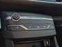 Peugeot 308 SW 1.2 PureTech Blue Lease Premium | Achteruitrijcamera | Airco (automatisch) | Apple Carplay/Android Auto|telefoonintegratie premium