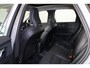 Volvo XC60 T6 Recharge AWD Plus Dark - Panorama/schuifdak - IntelliSafe Assist & Surround - 360º Camera - Verwarmde voorstoelen, stuur & achterbank - Parkeersensoren voor & achter - Elektr. bedienb. voorstoelen met geheugen - Draadloze tel. lader - Inklapbare trekhaak - 19' LMV