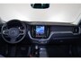 Volvo XC60 T6 Recharge AWD Plus Dark - Panorama/schuifdak - IntelliSafe Assist & Surround - 360º Camera - Verwarmde voorstoelen, stuur & achterbank - Parkeersensoren voor & achter - Elektr. bedienb. voorstoelen met geheugen - Draadloze tel. lader - Inklapbare trekhaak - 19' LMV
