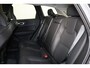 Volvo XC60 T6 Recharge AWD Plus Dark - Panorama/schuifdak - IntelliSafe Assist & Surround - 360º Camera - Verwarmde voorstoelen, stuur & achterbank - Parkeersensoren voor & achter - Elektr. bedienb. voorstoelen met geheugen - Draadloze tel. lader - Inklapbare trekhaak - 19' LMV