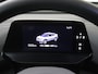 Volkswagen ID.5 Pro Business 77 kWh | Keyless | LED matrix verlichting | Parkeerassistent | Adaptieve cruise control | Achteruitrijcamera | Stoel- en stuurwielverwarming | Elektrisch verstelbare voorstoelen met geheugenfunctie |