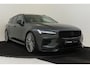 Volvo V60 T8 Plug-in hybrid AWD Ultra Dark Performance *HEICO EDITION* 21 INCH VOSSEN HF-4T VELGEN|BOWERS&WILKINS|HEICO UITLAATSYSTEEM|HEICO BODYKIT|HEICO SPORTVEREN|PANO.DAK| FISCAAL € 68.869,-