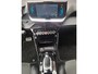 Peugeot e-2008 EV Allure 50 kWh GT-Line Panoramadak / Achteruitrijcamera / Stoelverwarming / Parkeer Sensoren / Cruise Controle /