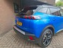 Peugeot e-2008 EV Allure 50 kWh GT-Line Panoramadak / Achteruitrijcamera / Stoelverwarming / Parkeer Sensoren / Cruise Controle /