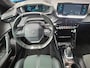 Peugeot e-2008 EV Allure 50 kWh GT-Line Panoramadak / Achteruitrijcamera / Stoelverwarming / Parkeer Sensoren / Cruise Controle /