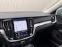 Volvo V60 2.0 B3 Essential Edition INCL BTW|Camera|Stuur/stoel verwarming|Cruise control