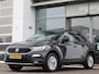 Volkswagen T-Roc 1.5 TSI 150 pk Style | Trekhaak | Adaptive Cruise control | Navigatie | PDC | App Connect |