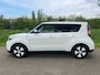 Kia e-Soul EV ExecutiveLine 27 kWh Automaat Navi Airco Cruise Stoel/Stuur Verwarming Achteruitrij Camera Clima