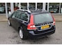 Volvo V70 T4 191PK Automaat Polar+ | Adapt. Cruise | Schuif/kanteldak | Keyless Entry | Verw. Voorstoelen | El. Stoelen | DAB |