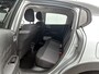 Citroën C3 Feel Edition 82pk | Lage kilometerstand | Navigatie | Climate Control | Cruise Control | Parkeersensoren | DAB+ radio | Apple Carplay / Android Auto | Bluetooth | Donker getint glas | Afwijkende dakkleur | Automatisch dimlicht | Elektrisch inklapbare spiegels | Regensensor | Trekhaak |