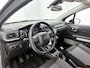 Citroën C3 Feel Edition 82pk | Lage kilometerstand | Navigatie | Climate Control | Cruise Control | Parkeersensoren | DAB+ radio | Apple Carplay / Android Auto | Bluetooth | Donker getint glas | Afwijkende dakkleur | Automatisch dimlicht | Elektrisch inklapbare spiegels | Regensensor | Trekhaak |