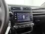 Citroën C3 Feel Edition 82pk | Lage kilometerstand | Navigatie | Climate Control | Cruise Control | Parkeersensoren | DAB+ radio | Apple Carplay / Android Auto | Bluetooth | Donker getint glas | Afwijkende dakkleur | Automatisch dimlicht | Elektrisch inklapbare spiegels | Regensensor | Trekhaak |