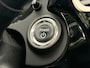 Mitsubishi Outlander 2.0 PHEV Instyle+ 1e Eigenaar,Schuifdak,Navi,Camera,Leder,Stoeverw,Stuurverw,Trekhaak,Keyless,PDC,Clima,Cruise,Extra Winter set,Apk tot 09-2026