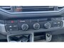 Volkswagen Crafter L3H3 2.0 TDI 140pk 3.5T Highline / Geveerde stoel / Camera / Trekhaak / App Connect