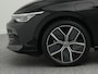 Volkswagen Golf 1.5 eHybrid 204 PK Style Edition | LED Matrix IQ | Trekhaak | Navigatie | Elektr. bedienbare stoelen | Achteruitrijcamera | Side Assist |