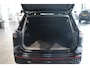 Volkswagen Tiguan 2.0 TDI 3X R-LINE Black Style camera cruise 20 inch 150 pk !!