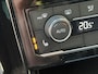 Volkswagen T-Cross 1.0 TSI Style Business R / Automaat / Adaptieve Cruise-Control / Stoelverwarming / Climate-Control / Apple-Carplay & Android-Auto / LED / Dodehoek-Detectie / DAB Radio-Bluetooth / Navi / PDC V+A met Camera / 17'' LMV / ENZ.