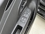 Opel Corsa 1.2 Elegance 100 PK | winterpakket| getinte achter ramen | Parkeersenoren Achter