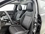 Jeep Avenger Altitude 54 kWh | Apple carplay&Android auto | Panoramadak | Elektrische kofferbakklep | Camera | Navigatie |