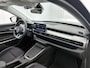 Jeep Avenger Altitude 54 kWh | Apple carplay&Android auto | Panoramadak | Elektrische kofferbakklep | Camera | Navigatie |