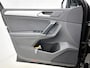 Volkswagen Tiguan 1.4 TSI Connected Series | Climate control  | Lichtmetalen velgen  | Navigatie