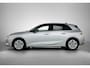 Opel Astra 1.2 Turbo Business Edition Camera | Apple Carplay & Android Auto | Navigatie | AGR Stoelen | Parkeersensoren Voor/Achter | Stoel & Stuur Verwarming | Climate Control | Keyless