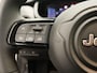 Jeep Avenger Longitude 54 kWh | Parkeersensoren | Apple Carplay/Android Auto | Climate control