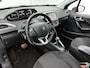 Peugeot 208 1.2 PureTech Allure | Automaat | Panoramadak | Climate control | Parkeersensoren | Lichtmetalen velgen