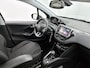 Peugeot 208 1.2 PureTech Allure | Automaat | Panoramadak | Climate control | Parkeersensoren | Lichtmetalen velgen