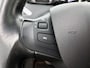 Peugeot 208 1.2 PureTech Allure | Automaat | Panoramadak | Climate control | Parkeersensoren | Lichtmetalen velgen