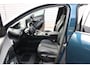 Peugeot 5008 1.2 PureTech Blue Lease Allure O.a: Afn. trekhaak, All-Season banden, Camera, Pdc, Key-Less, Elektr. a.klep, Stoelverw., Etc..  Rijklaar! All-in prijs!
